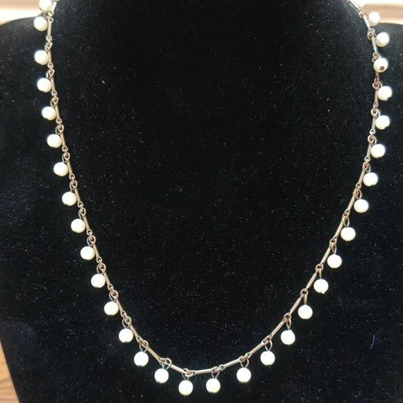 Kerri Linden faux pearl necklace - Picture 7 of 7